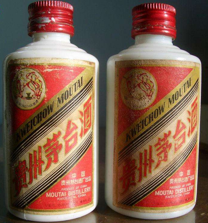 佛冈飞天茅台酒回收现在多少钱一瓶